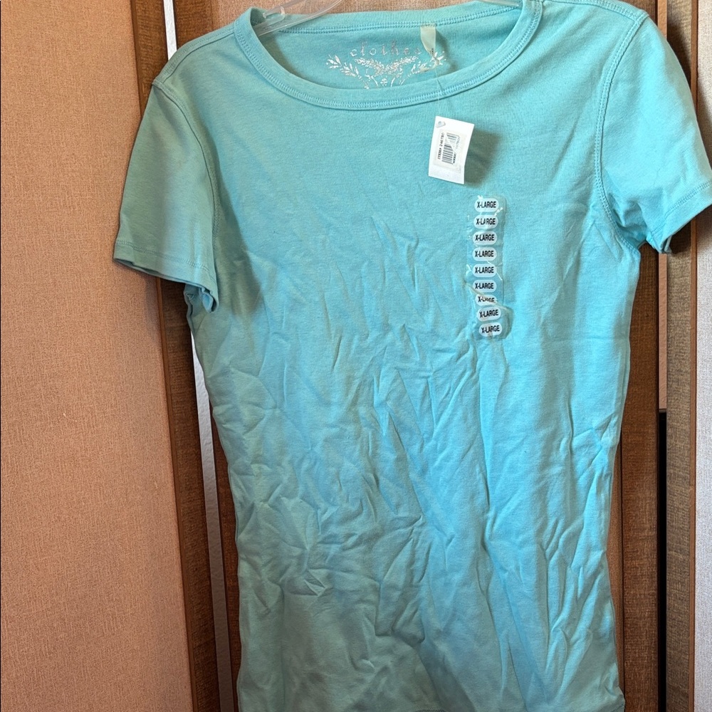 FINAL MARKDOWN Clothes classic Short Sleeve T-Shirt xl NWT